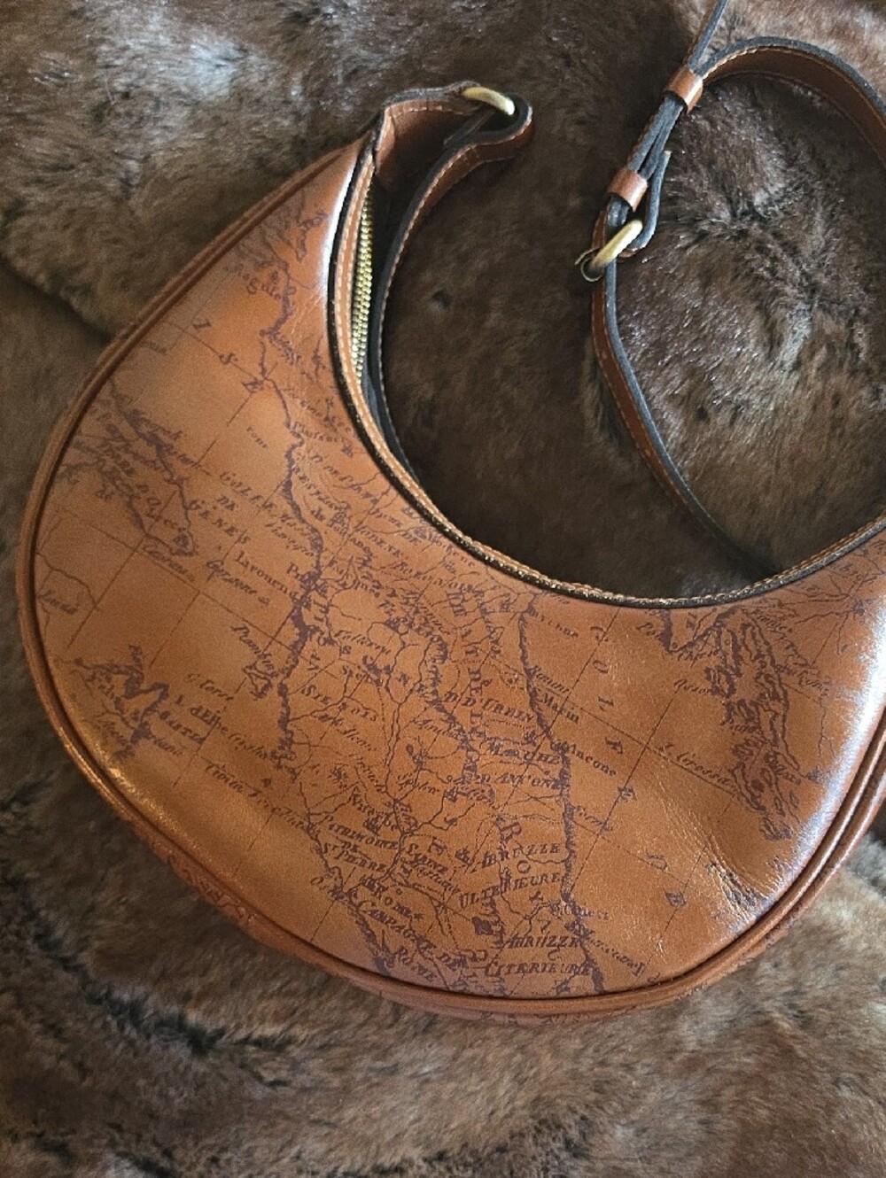 Patricia Nash Brown Floral Embossed Leather Crossbody - Picture 7 of 10